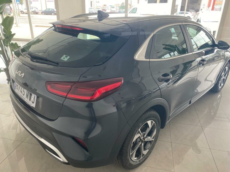 KIA XCEED 1,0T-GDI DRIVE